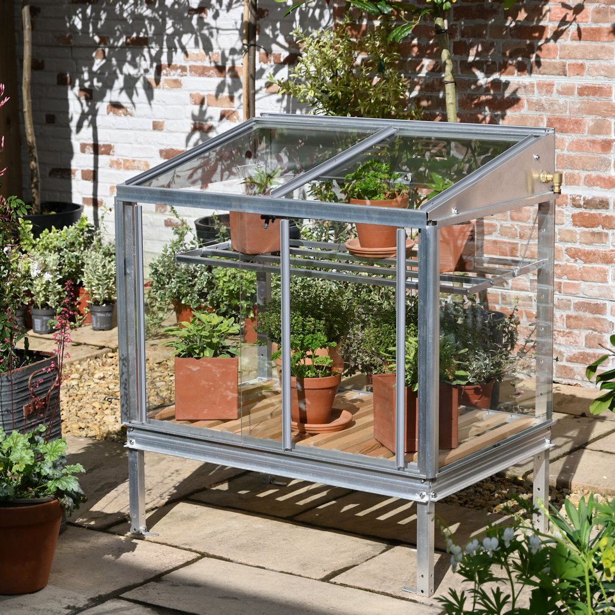 th1-access-herb-house-mini-