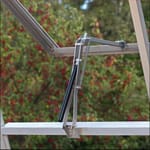 Automatic wax-operated roof vent opener