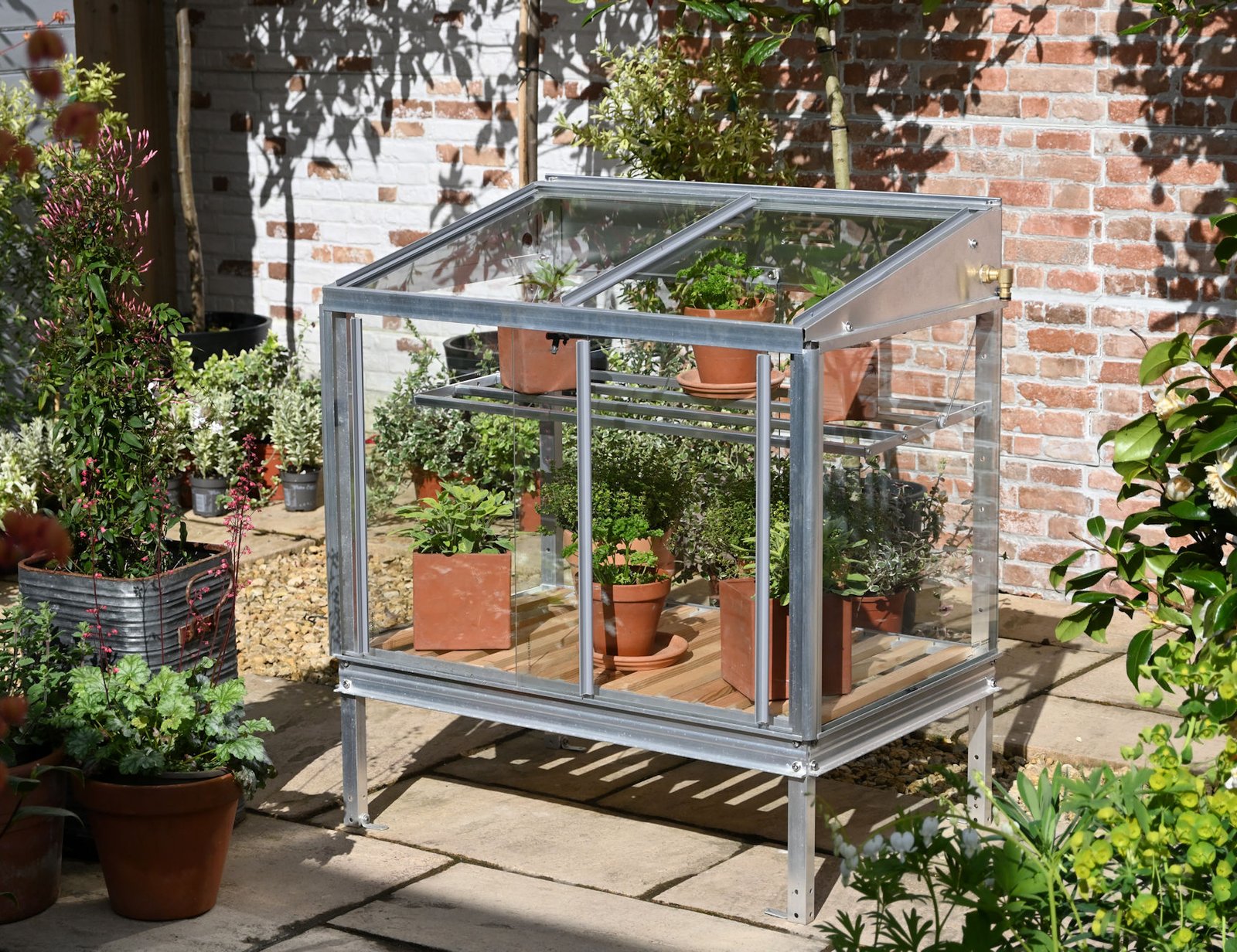 th1-access-herb-house-mini-