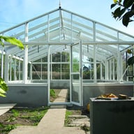 Janssens Gigant Hobby greenhouse in mill finish aluminium