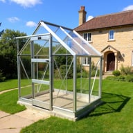 6x4 Elite Craftsman in Plain Aluminium lifestyle
