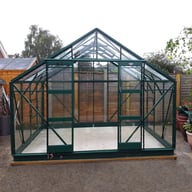 Elite Supreme 10x8 Greenhouse in Green