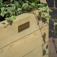 Marberry Corner Planter - view 4