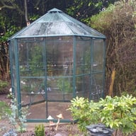 Vitavia Hera 4500 Green Hexagonal Greenhouse