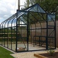 Vitavia Saturn 8x10 Greenhouse