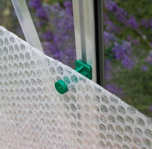 Elite Bubble Plastic + 30 Lining Hooks Clips