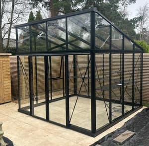 8x10 Janssens Modern Pent Roof