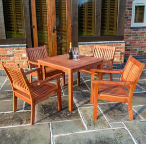 Willington Square 4 Seat Set