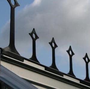 Vitavia 10ft Black Roof Cresting