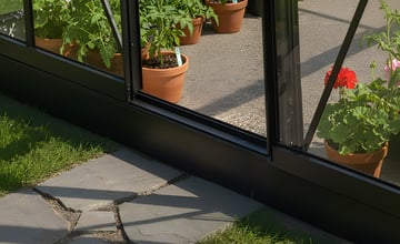 Vitavia Steel Black Base
