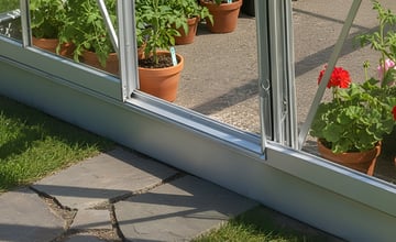 Vitavia Base Plinth in Silver