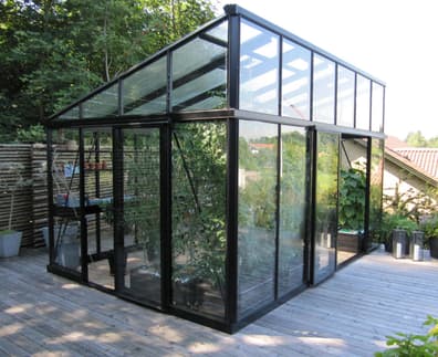 10x10 Janssens Modern Pent Roof
