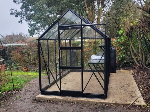 Customer greenhouse photo