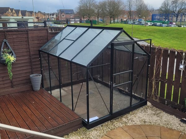 Customer greenhouse photo