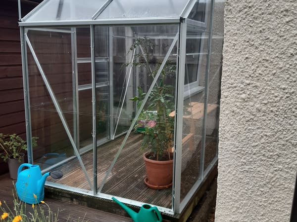 Greenhouse from Wrexham, United Kingdom