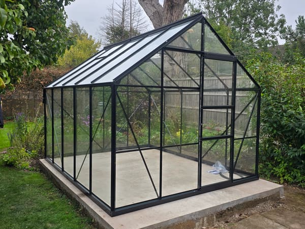 Vitavia Neptune 8300 8x10 in black with toughened glass
